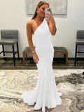 White Sheath One Shoulder Sleeveless Long Sweep Train Velvet Sequin Prom Dress (AF1004)