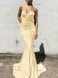 Champagne Mermaid Sweetheart Sleeveless Long Court Train Velvet Sequin Prom Dress (AF1033)