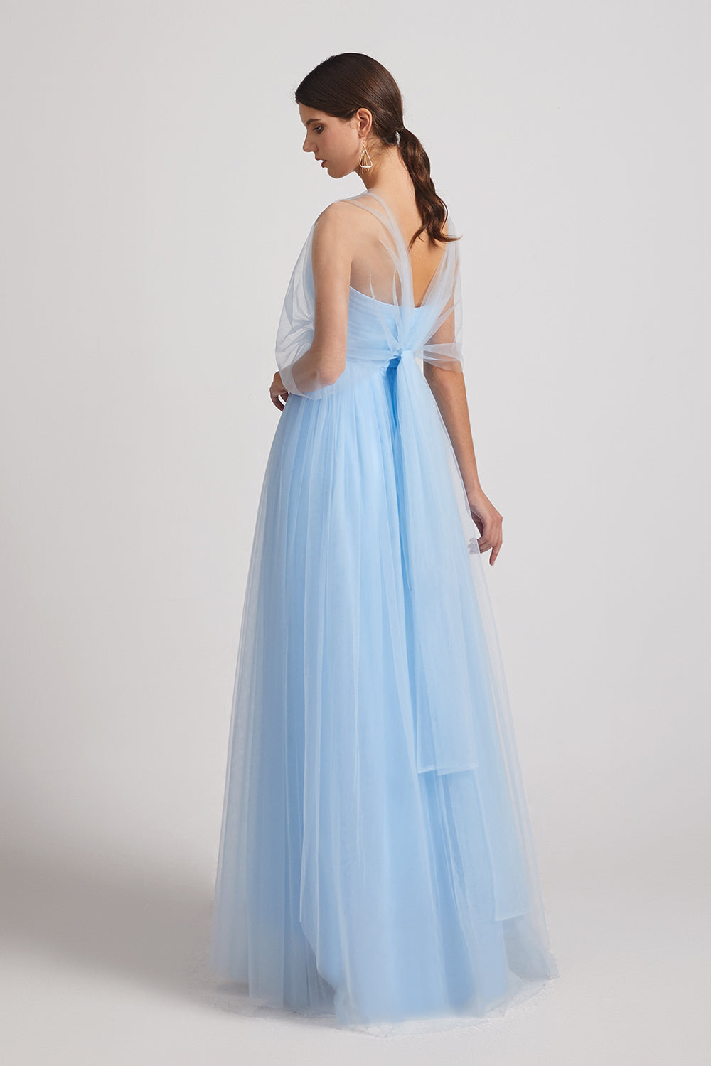 affordable sky blue tulle bridesmaid gowns