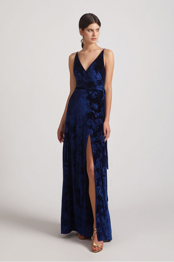 Velvet Floral Pattern Bridesmaid Dresses with V-Neck and Straps
