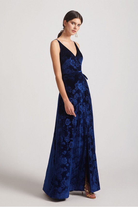 Velvet Floral Pattern Bridesmaid Dresses with V-Neck and Straps