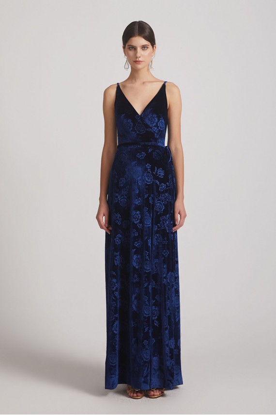 Velvet Floral Pattern Bridesmaid Dresses with V-Neck and Straps